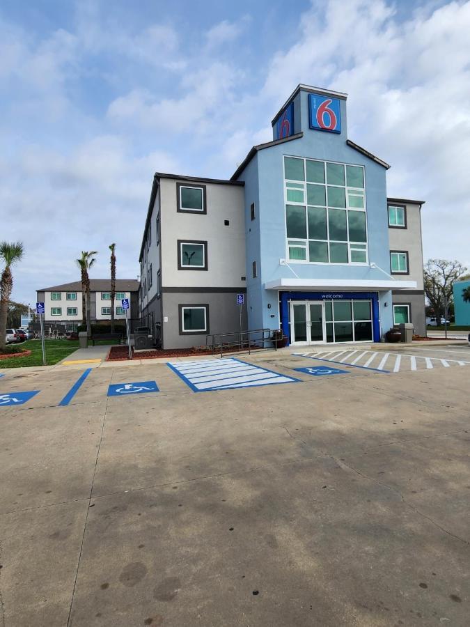 Motel 6-Biloxi, Ms - Beach Exterior photo