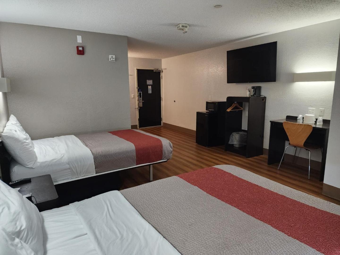 Motel 6-Biloxi, Ms - Beach Exterior photo