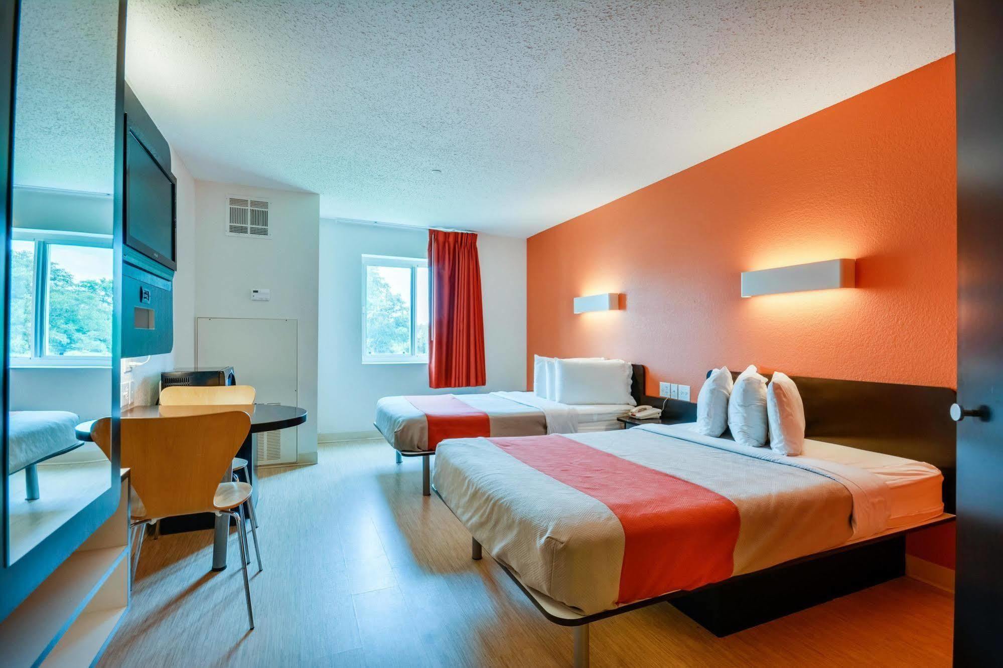 Motel 6-Biloxi, Ms - Beach Exterior photo